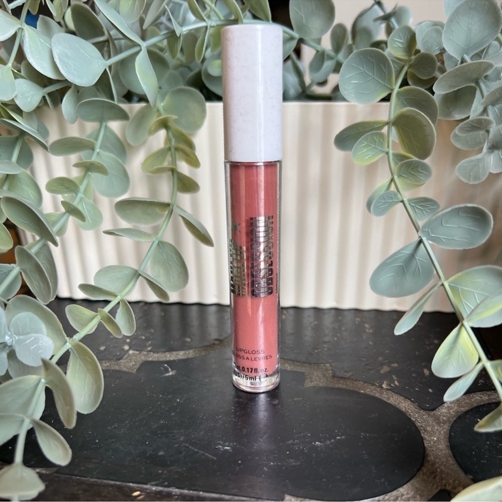 Makeup Obsession London Lip Gloss Hooked Dusty Rose Mauve 0.17oz High Shine - Picture 1 of 2